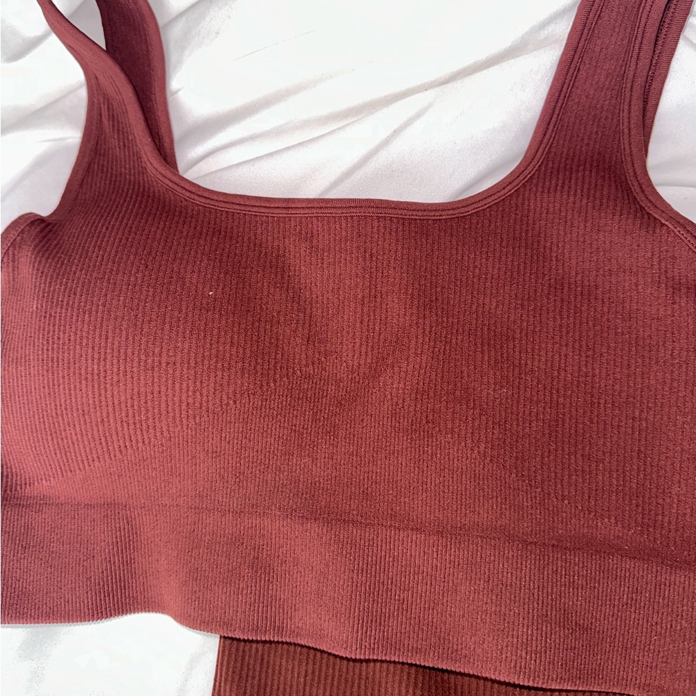 Ribbed Workout Set - Picture 2 of 3